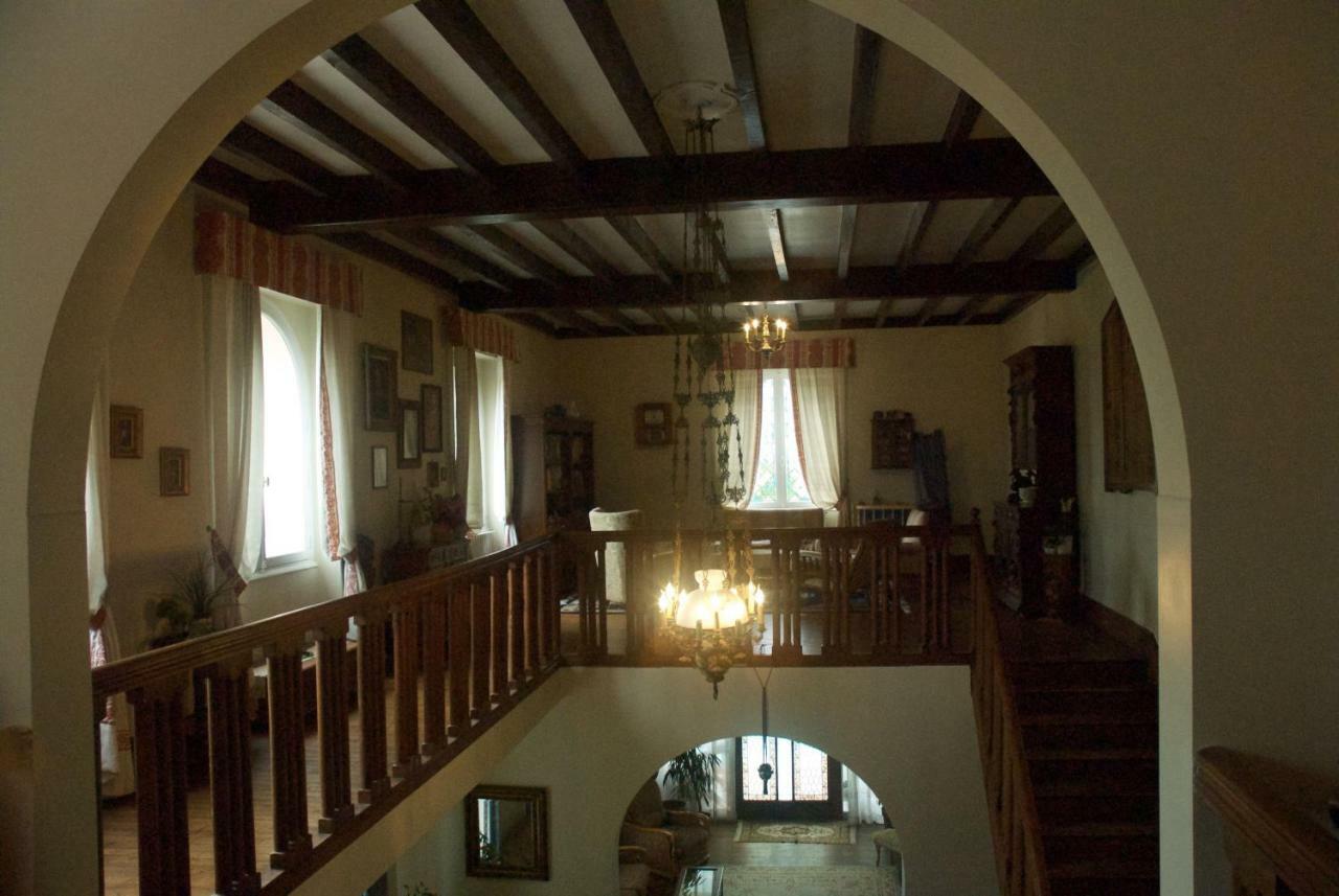 Le Clos Des Cedres B&B La Rochefoucauld Exterior foto